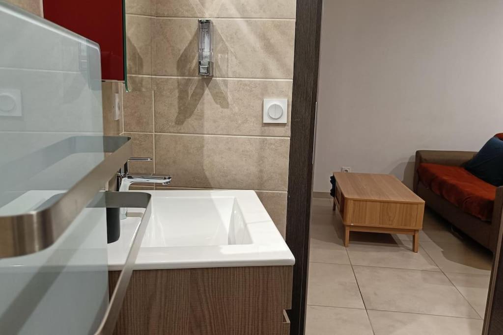 Appartement confort équipé au coeur de Béziers Extérieur photo