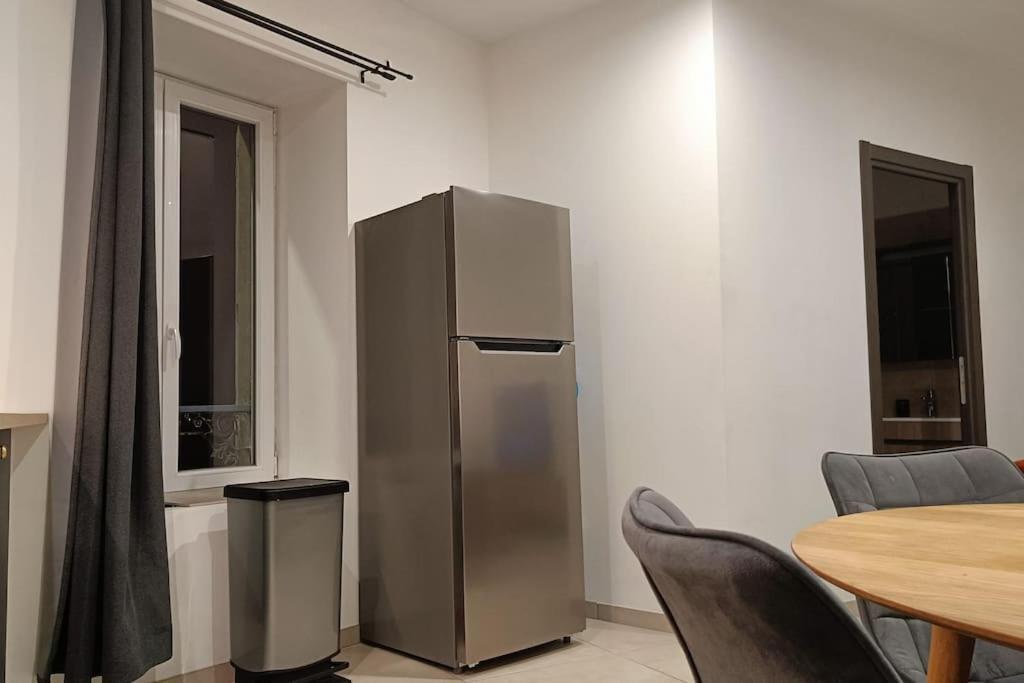 Appartement confort équipé au coeur de Béziers Extérieur photo
