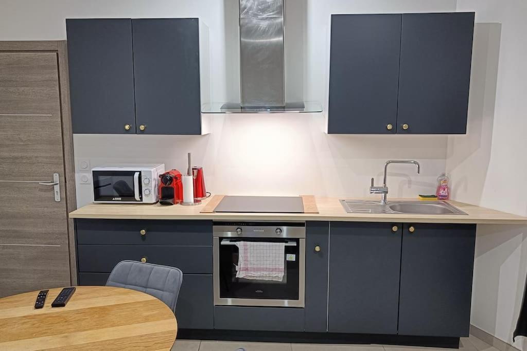 Appartement confort équipé au coeur de Béziers Extérieur photo