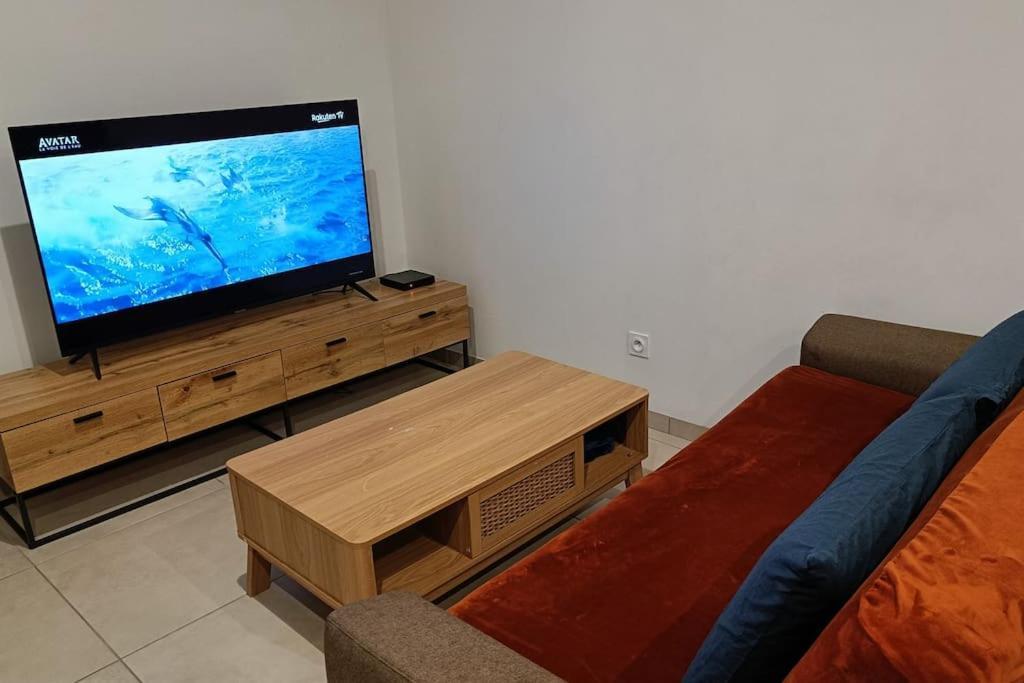 Appartement confort équipé au coeur de Béziers Extérieur photo