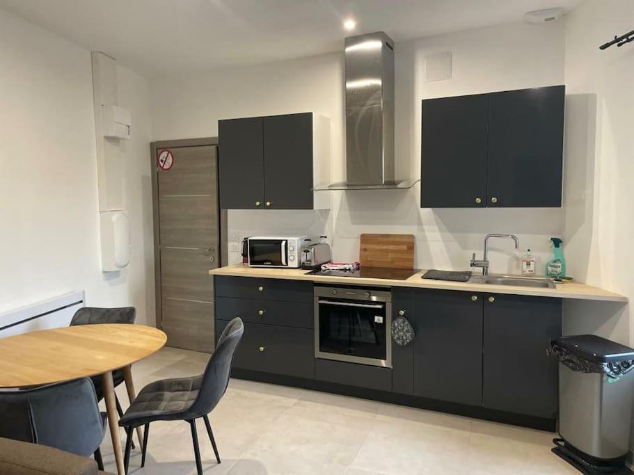 Appartement confort équipé au coeur de Béziers Extérieur photo